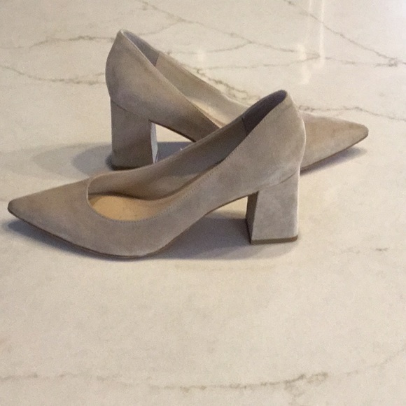 Marc Fisher tan suede, block 3” heels, pointed toe, Great Condition! - Picture 6 of 8